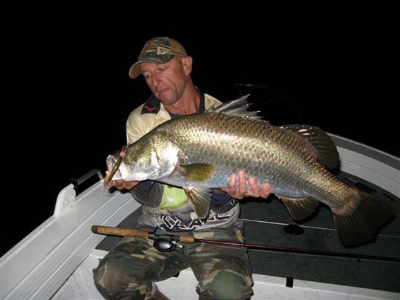 20090911-Awonga Barra- on Squirrels 002.jpg